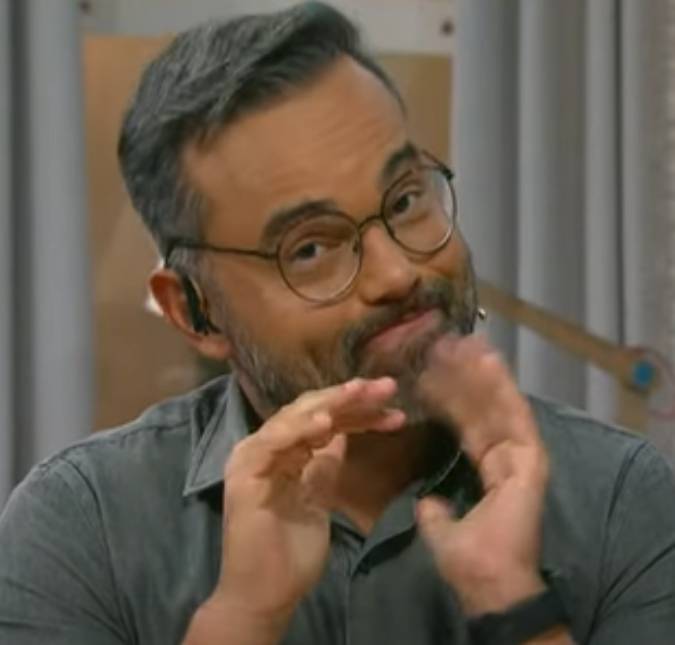 José Luiz Datena pergunta ao vivo para repórter: <i>- Mas você é bissexual ou homossexual?</i>; assista