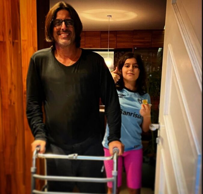 Diretor artístico da <i>Globo</i> recebe alta hospitalar após quase perder os movimentos do corpo