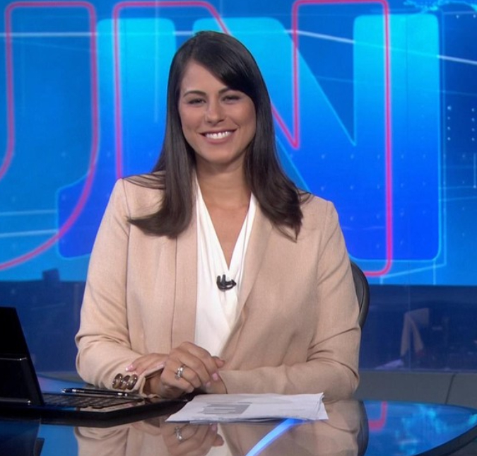 Jornalista da <I>Globo</i> sofre princípio de <I>burnout</i> e é afastada