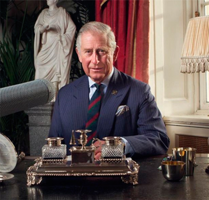 Príncipe Charles não comparecerá na inauguração da estátua de Lady Di, diz jornal