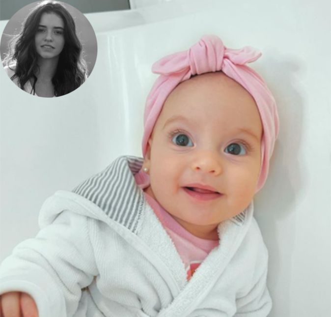 Talita Younan encantou os seguidores ao compartilhar alguns cliques da filha, Isabel, fruto da relação da atriz com João Gomez. Nas imagens, a pequena aparece sorridente usado um roupão e uma faixa rosa nos cabelos. Atenção! Cuidado! Meu coração pode parar a qualquer momento e o de vocês também. Por favor, olhem essa menina véi..., disse a atriz na legenda.