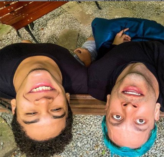 Rainer Cadete encantou a web ao postar uma foto ao lado do filho, clique raro, já que o ator não costuma compartilhar muitos momentos assim com os seguidores. O momento divertido ao lado de Pietro fez com que ele recebesse muitos elogios dos fãs, que pediram para que ele continue mantendo a relação de amizade com o herdeiro. Legal, né?