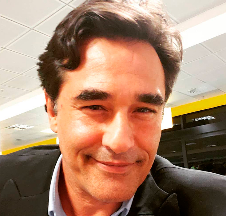 No hospital, Luciano Szafir faz vídeo após ser extubado: <i>Estou vivo</i>