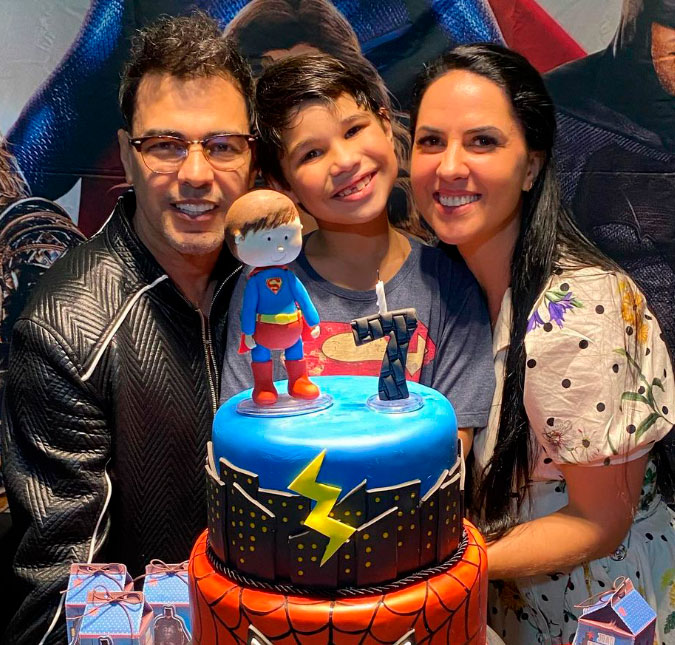 Ao lado de Graciele Lacerda, Zezé Di Camargo comemora aniversário do neto; veja!