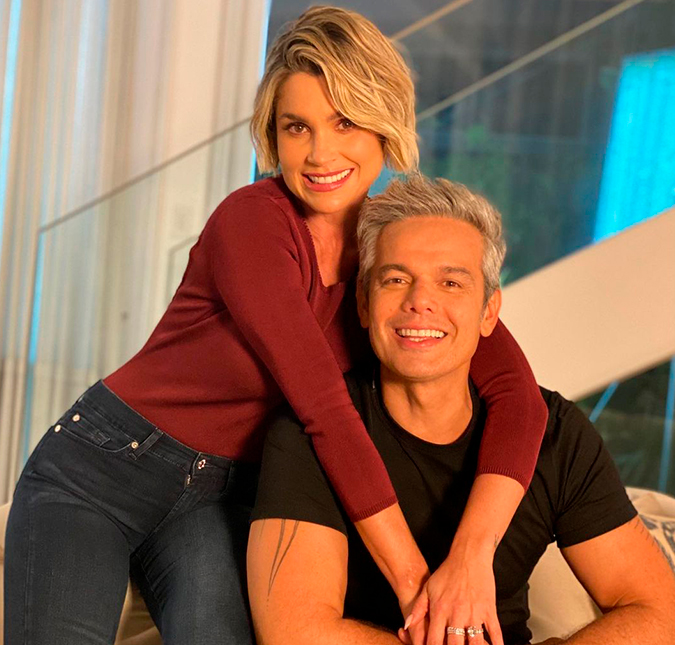 Otaviano Costa revela gafe em casamento com Flávia Alessandra: <i>- Eu perdi a hora</i>