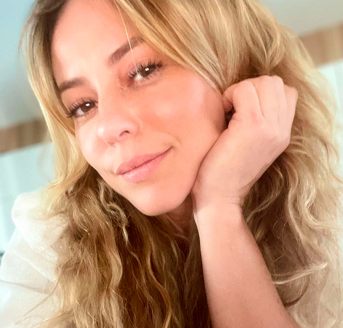 Paolla Oliveira comenta em foto de Diogo Nogueira com o filho e reforça boatos de romance: <i>Amores</i>