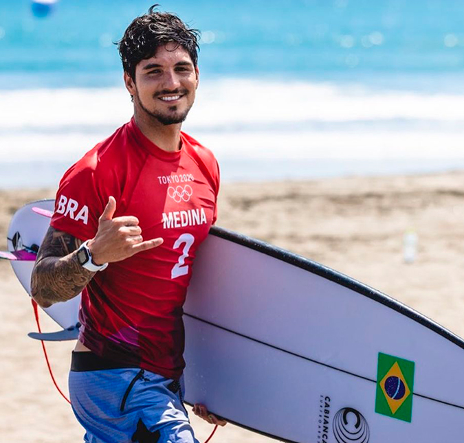 Após Gabriel Medina perder medalha, internautas culpam Yasmin Brunet e pedem volta de padrasto como técnico