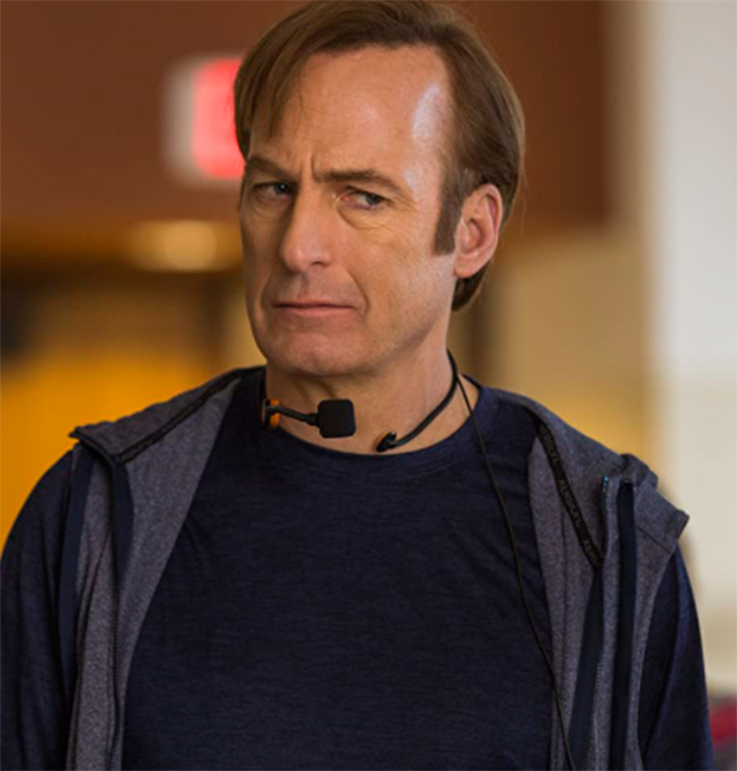Bob Odenkirk desmaia no set de <i>Better Call Saul</i> e é levado às pressas ao hospital