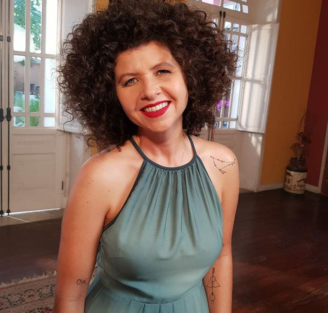 Roberta Campos comenta lançamento de seu quinto álbum e fala sobre carreira internacional: - <i>Está nos meus planos bem fortemente</i>