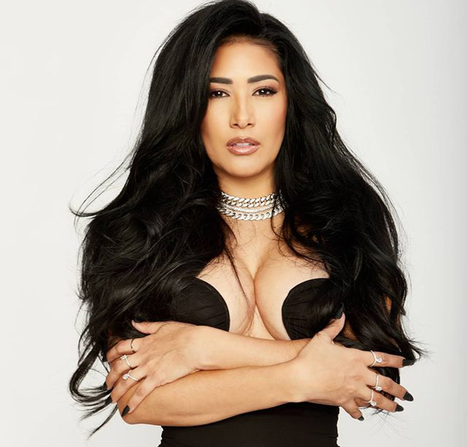 Comparada à Kim Kardashian, Simaria, dupla de Simone, fala sobre a inspiração que vê no clã: <i>- Eu fico impressionada com o direcionamento de carreira</i>