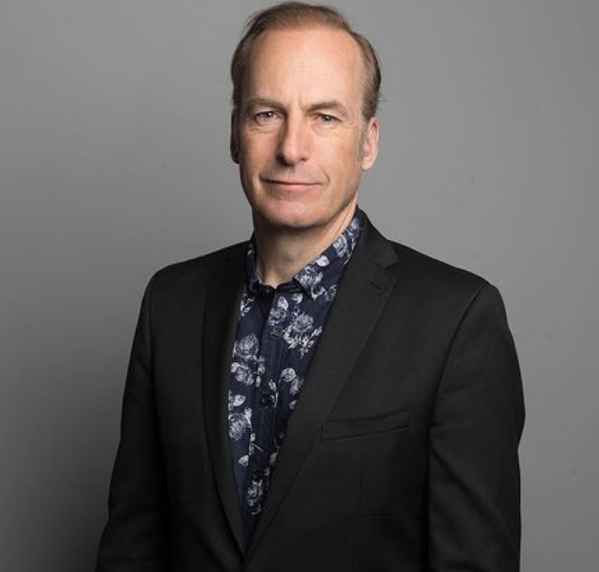 Após ataque cardíaco, Bob Odenkirk fala pela primeira vez com os fãs