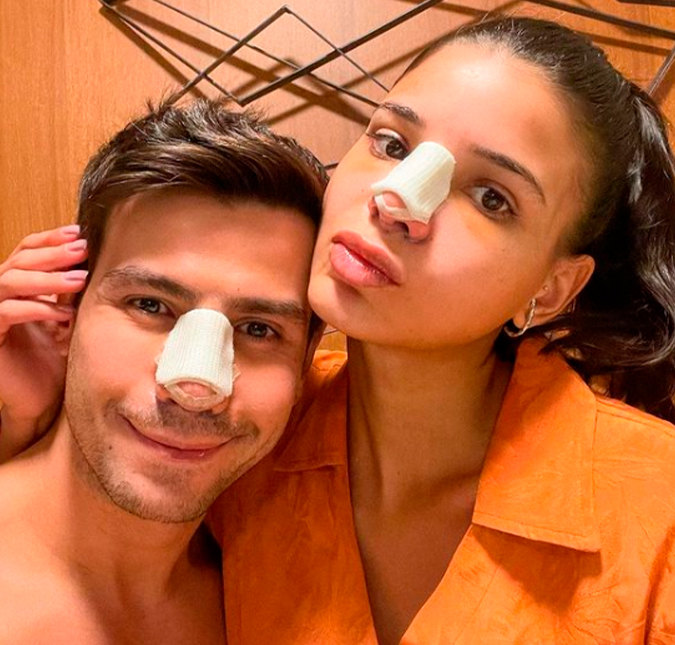 Mariano e Jakelyne Oliveira posam juntos após rinoplastia: <i>Amor com nariz engessado</i>