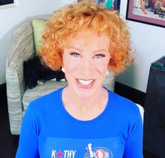 Kathy Griffin compartilha como está se sentindo após cirurgia de remoção do pulmão: <i>Acho que vou ficar bem</i>