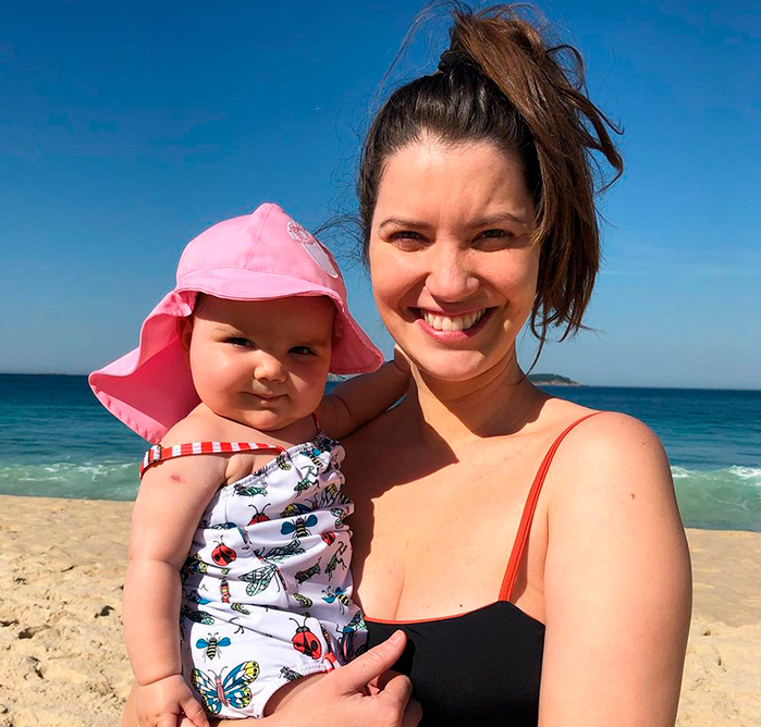 Após exibir corpo na praia, Nathalia Dill dispara: <i>Será que já estou fora do padrão?</i>