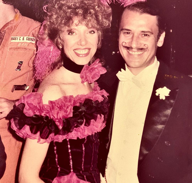 Marília Gabriela lamenta morte do ex-marido, Zeca Cochrane, e faz homenagem: <i>Viramos amigos para sempre</i>