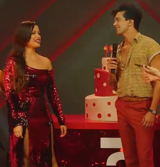 Luan Santana diz que tem <i>affair</i>, troca olhares com Juliette e internautas apontam romance