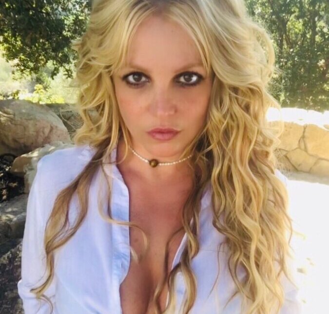 Britney Spears está oficialmente noiva, saiba mais!