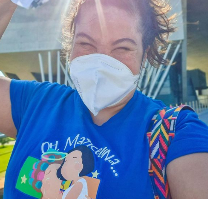 Atriz que interpretou Marcelina em <I>Minha mãe é uma peça</i> faz homenagem para Paulo Gustavo