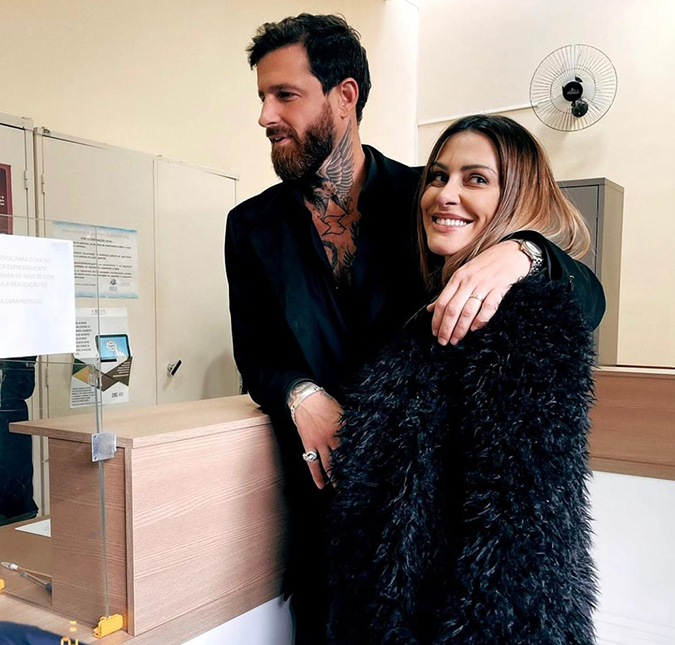 Cleo Pires dá festinha intima na casa da mãe, Glória Pires, para comemorar casamento