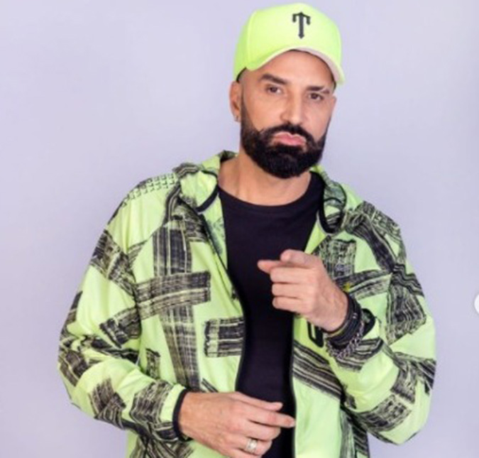 Latino entrega qual foi a inspiração para o <i>hit Tô Nem Aí</i>: - <i>Estava sofrendo para caramba pela Kelly Key naquela época</i>