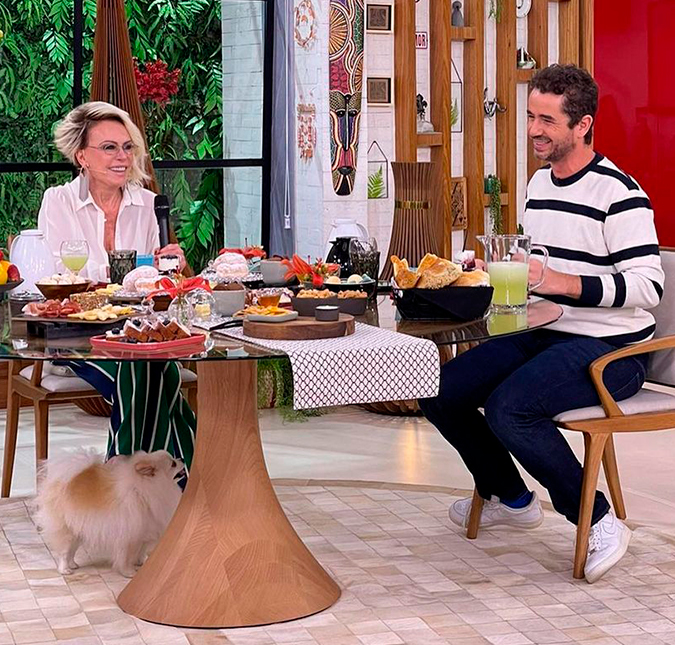 Cachorro de Ana Maria Braga quase come ponto de Felipe Andreoli durante o <i>Mais Você</i>