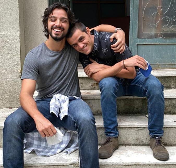 Rodrigo e Felipe Simas vão interpretar Chitãozinho e Xororó em série, saiba mais!