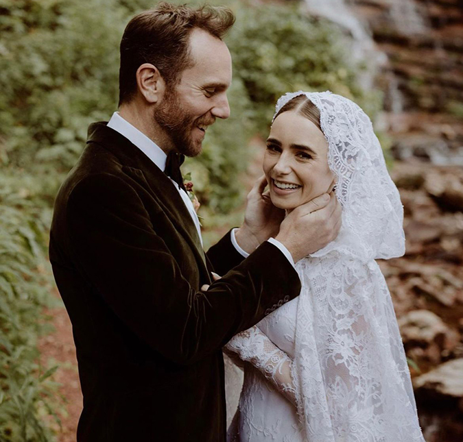 Lily Collins se casa com escritor: <i>Nunca fui tão feliz</i>