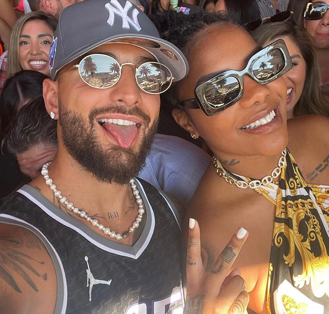 Ludmilla curte <i>pool party</i> ao lado do cantor Maluma