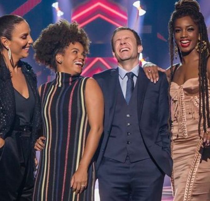 Na Globo, o marido de Garbin sempre foi queridinho. Apresentou diversos programas , como o Big Brother Brasil, substituindo o poderoso Pedro Bial, que estava à frente da atração desde sua estreia, em 2002. Além do próprio The Voice Brasil e o programa geek Zero1. Na Globo, o marido de Garbin sempre foi queridinho. Apresentou diversos programas , como o Big Brother Brasil, substituindo o poderoso Pedro Bial, que estava à frente da atração desde sua estreia, em 2002. Além do próprio The Voice Brasil e o programa geek Zero1.