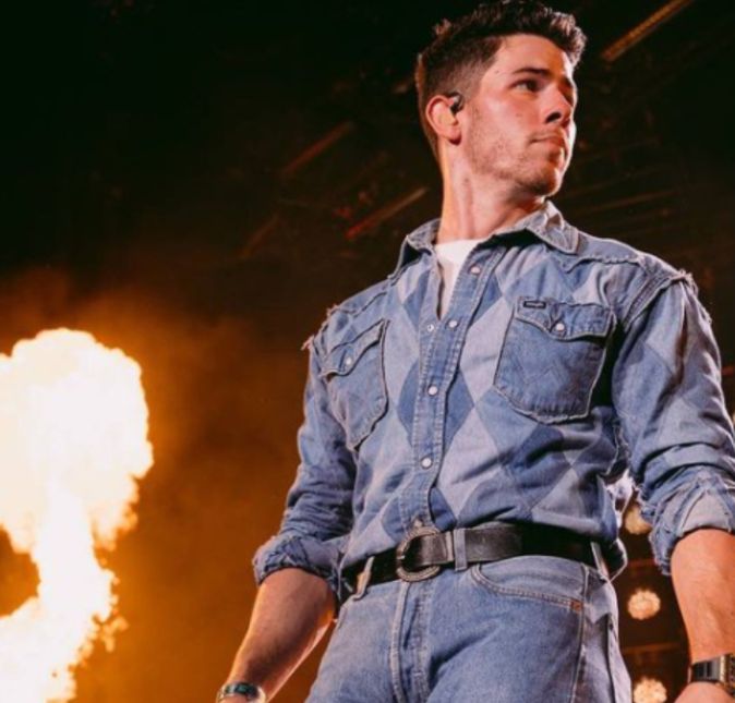 ...e combinações em jeans também ficam super bem no astro, né!? Uau! ...e combinações em jeans também ficam super bem no astro, né!? Uau!