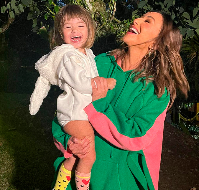 Sabrina Sato chora ao reencontrar Zoe após decidir antecipar volta de Paris