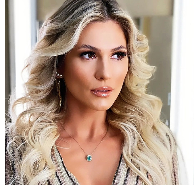 Lívia Andrade se pronuncia após acompanhar namorado em teste de DNA do filho de Pétala Barreiros