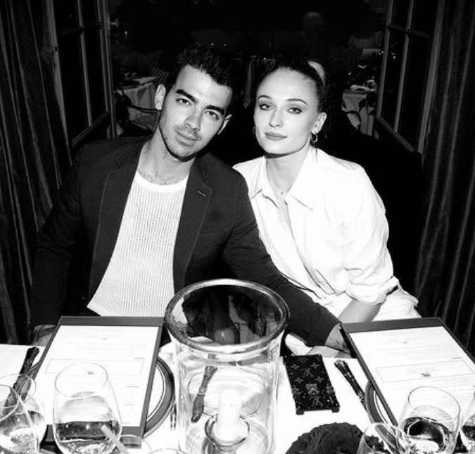 Joe Jonas e Sophie Turner compram mansão em Miami, saiba mais!