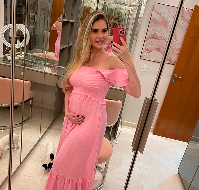 Bárbara Evans revela que adiou casamento religioso para 2022: <i>Não quero casar grávida</i>