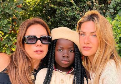 Giovanna Ewbank posa ao lado da mãe e de Titi: <i>Três gerações</i>
