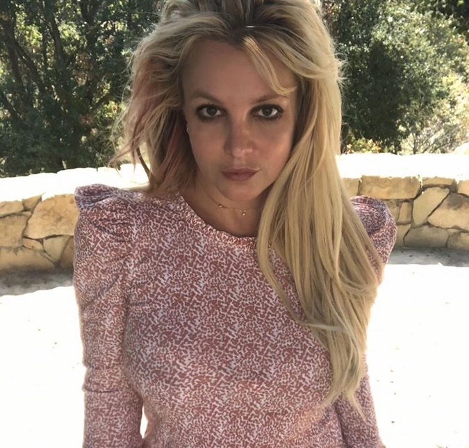 Britney Spears posta fotos sem roupa após se ver livre de tutela do pai e afirma: <i>Se divertir nunca matou ninguém</i>