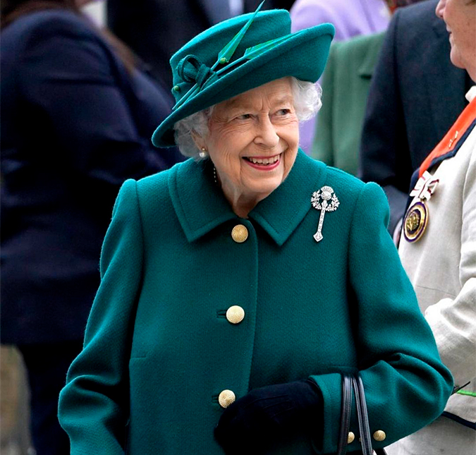 Rainha Elizabeth II anuncia vagas de emprego no Palácio de Buckingham e salário chama atenção; saiba mais!
