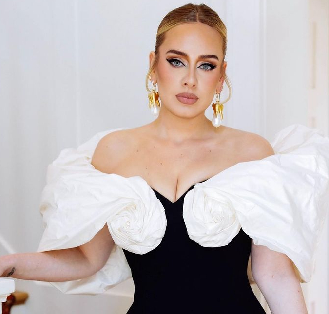 Adele revela que novo disco é sobre um período difícil de sua vida, saiba mais!
