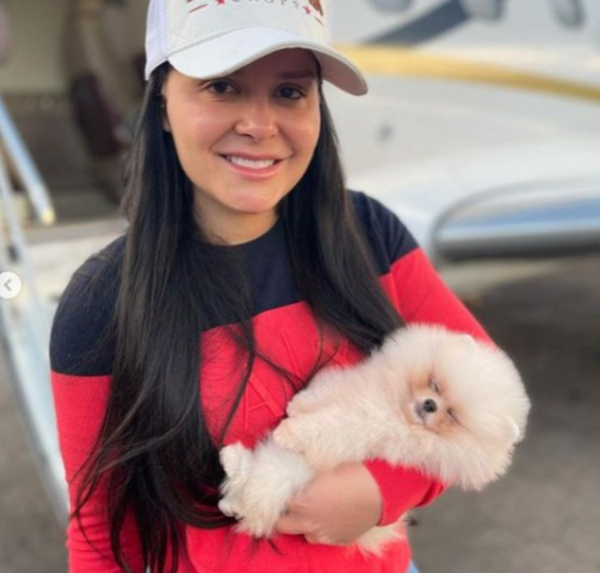 Maraisa apresenta novo membro da família: <i>Nosso novo mascote</i>