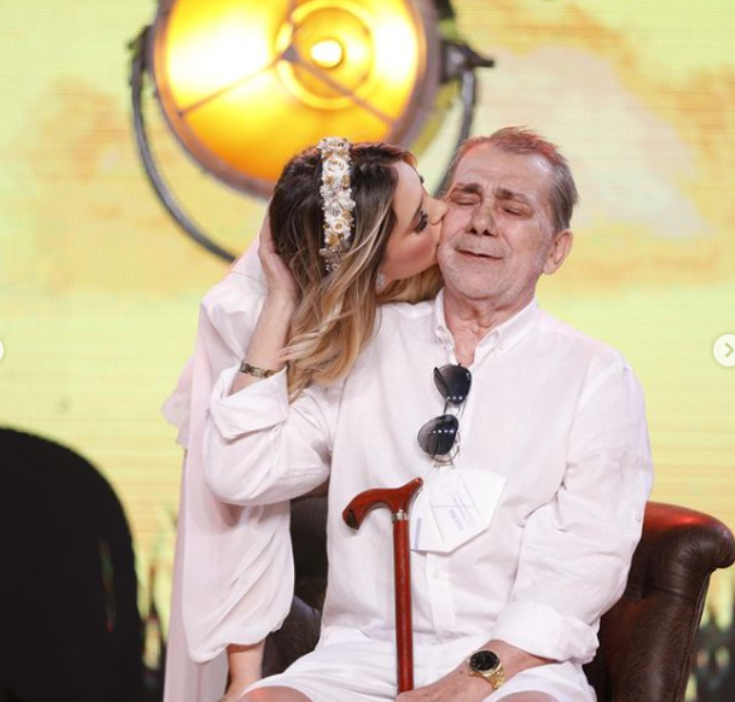 Virgínia Fonseca compartilha homenagem um mês após a morte do pai: <I>Hoje não consigo entender porque Deus te tirou de mim tão cedo!</i>