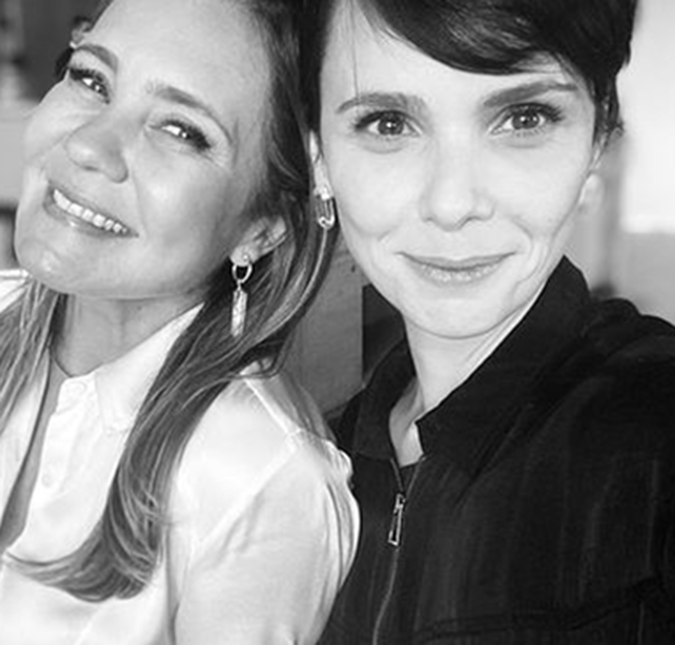 Débora Falabella e Adriana Esteves se reencontram em gravação