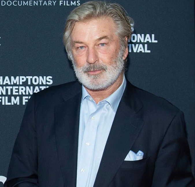 Alec Baldwin cancela todos projetos após tragédia em <i>set</i> de filmagem de <i>Rust</i>, diz revista