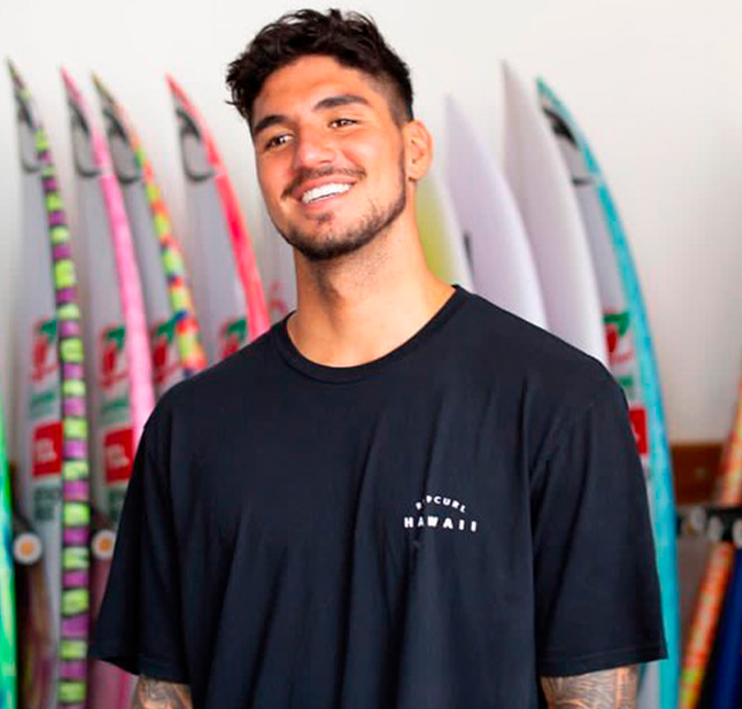Gabriel Medina teria assinado contrato para pagar 200 mil reais por mês à mãe por 20 anos, diz colunista