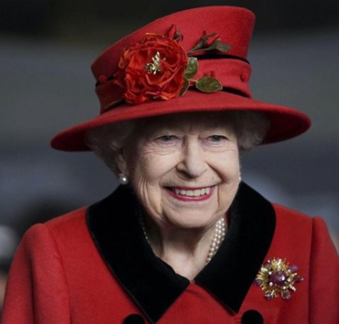 Carga horária da Rainha Elizabeth II é reduzida pela primeira vez em mais de uma década