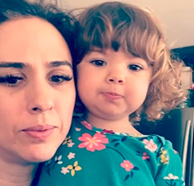 Clara Maria encanta a <i>internet</i> em vídeo com Tatá Werneck: <i>- Mamãe é comediante</i>