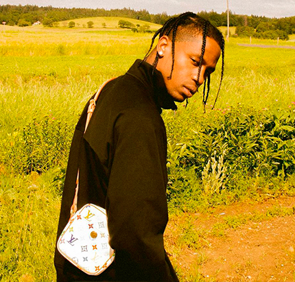 Travis Scott é processado em mais de um milhão de dólares por homem ferido em <i>show</i>