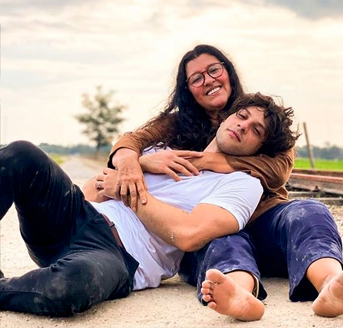 Regina Casé reencontra Chay Suede em gravação: <I>Era tanta saudade</i>; veja!
