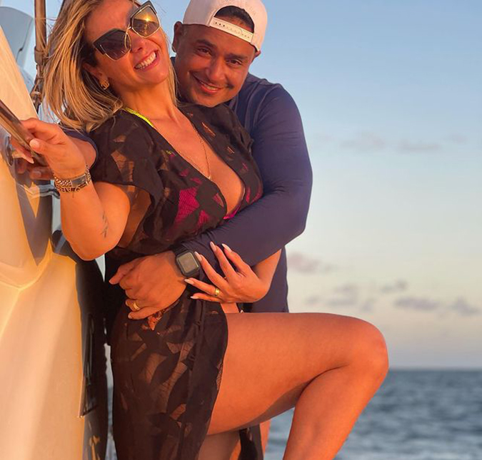 Carla Perez recebe declaração de Xanddy em aniversário: <I>Amor da minha vida inteira</i>