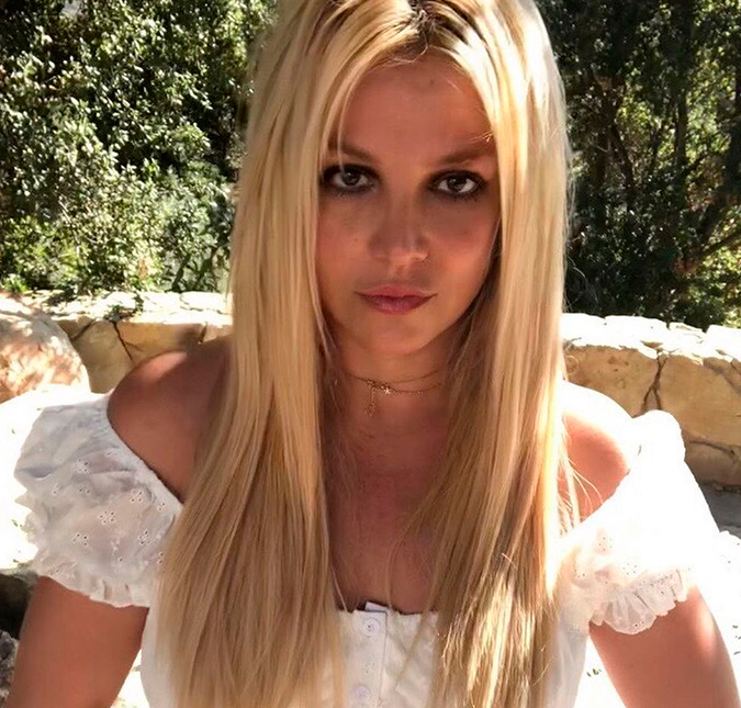 Britney Spears se recusa a ver a mãe depois do fim da tutela, diz <i>site</i>