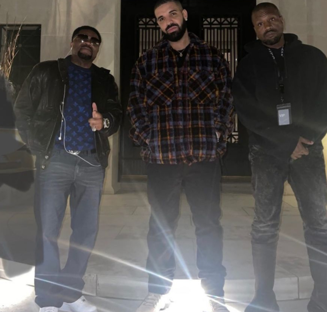 Kanye West é visto em festa ao lado de Drake